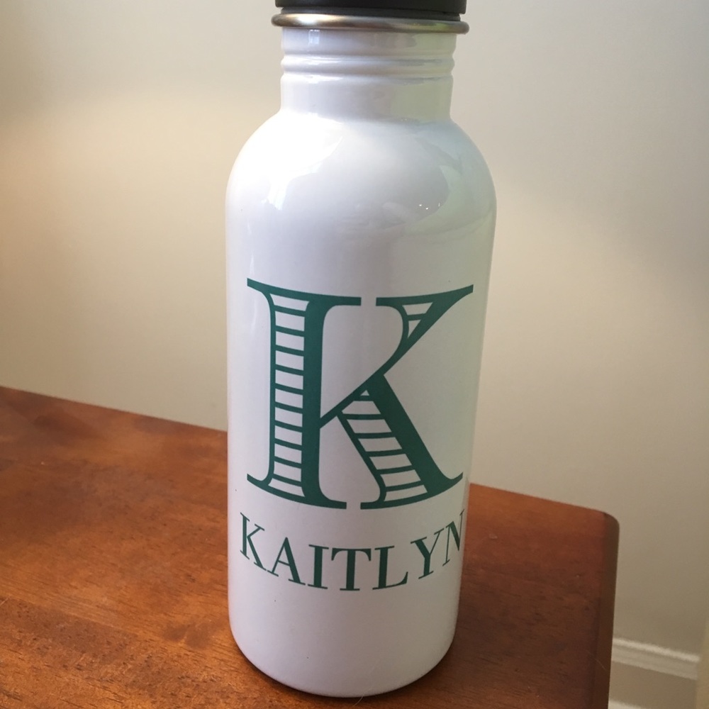 NWOT Personalized Water Bottle